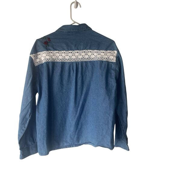 Haik's Vintage 90s Medium Denim Cottage Lace Rose Floral Embrodered Button Up - Picture 8 of 10